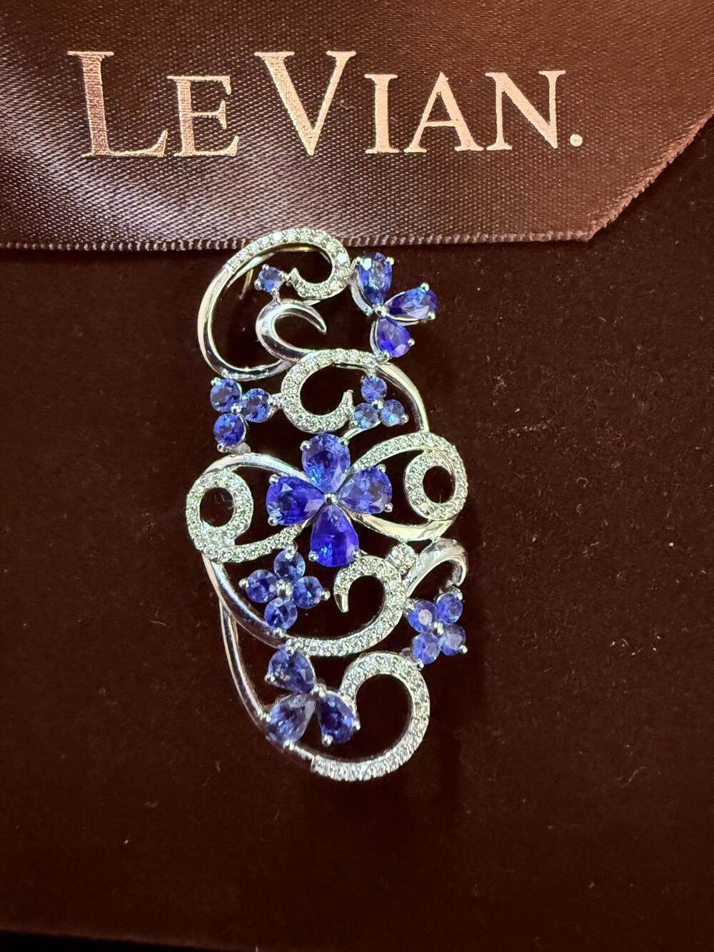 LE VIAN 14k White Gold .67ct Diamond, 3.44ct Ceylon Sapp Pnd Retail $10,697.50